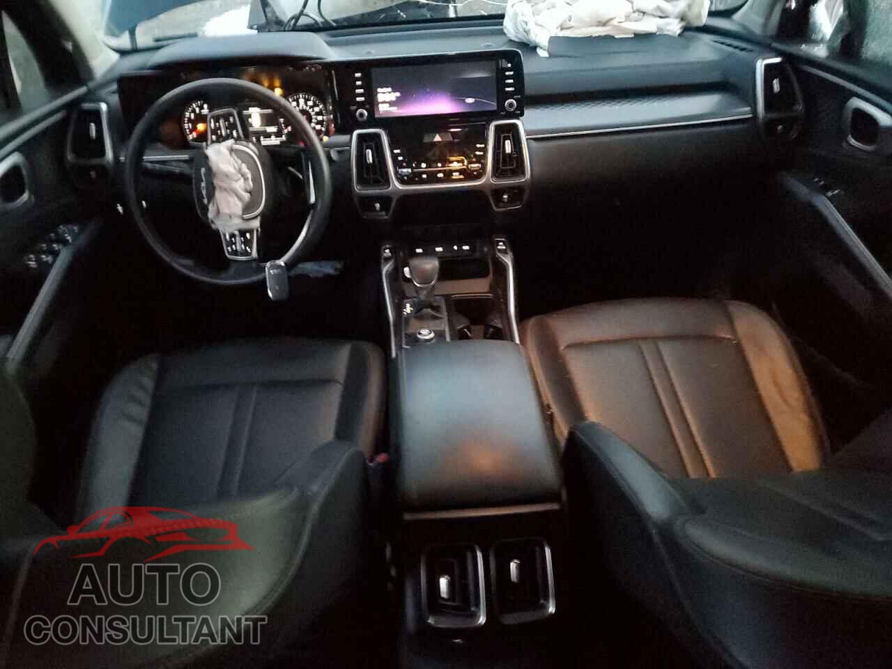 KIA SORENTO 2023 - 5XYRL4LC2PG165869