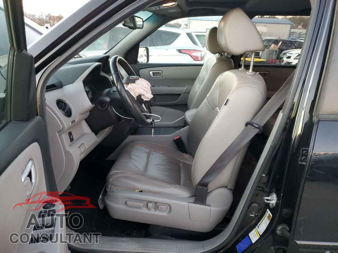 HONDA PILOT 2013 - 5FNYF4H56DB004716