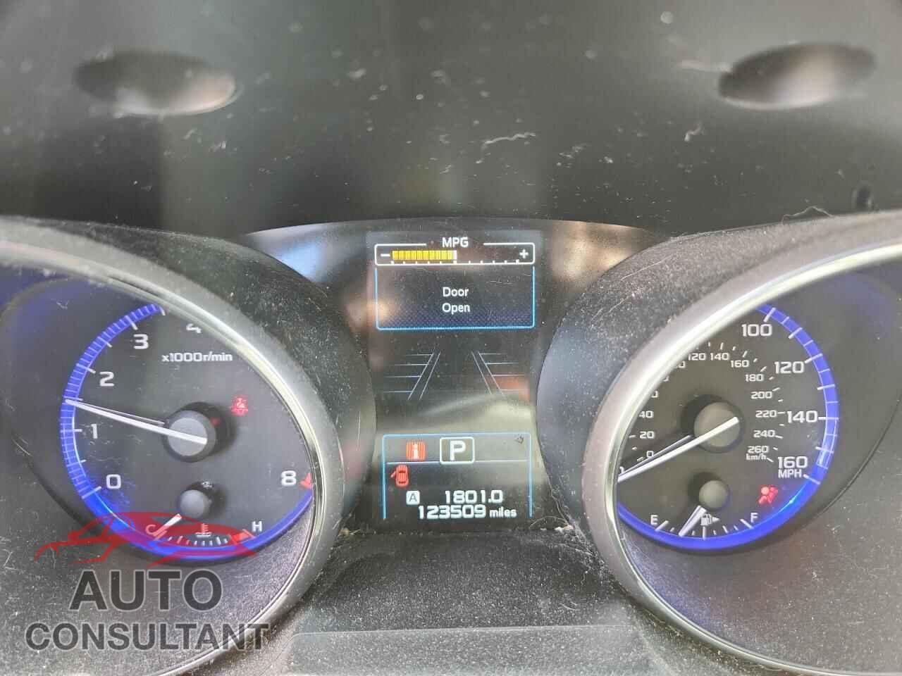 SUBARU OUTBACK 2017 - 4S4BSENC9H3335489