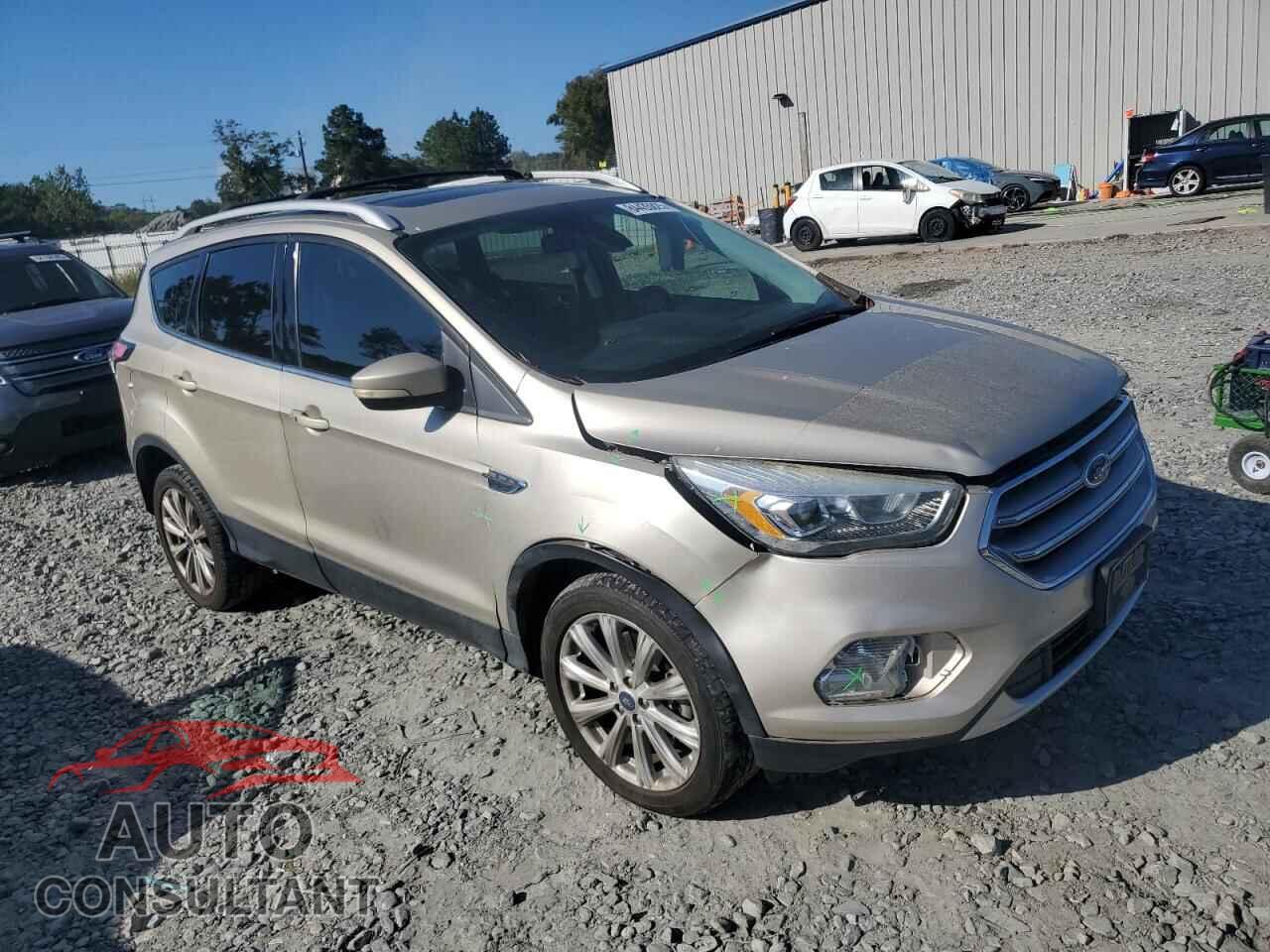 FORD ESCAPE 2017 - 1FMCU9J97HUD41365