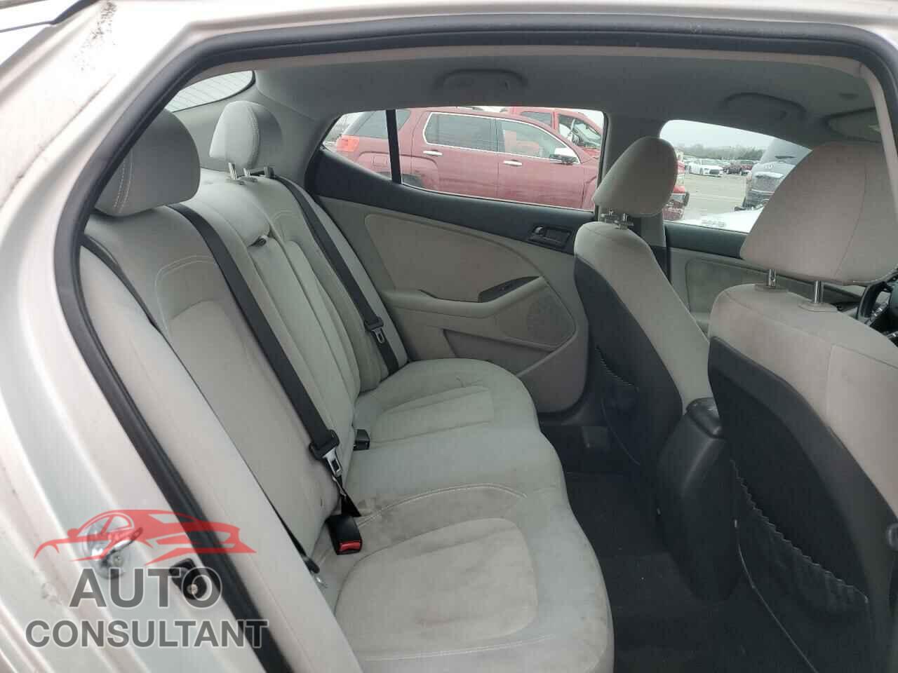 KIA OPTIMA 2011 - KNAGM4A76B5079764