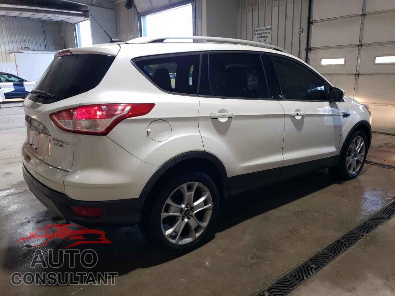 FORD ESCAPE 2014 - 1FMCU9J91EUA87115