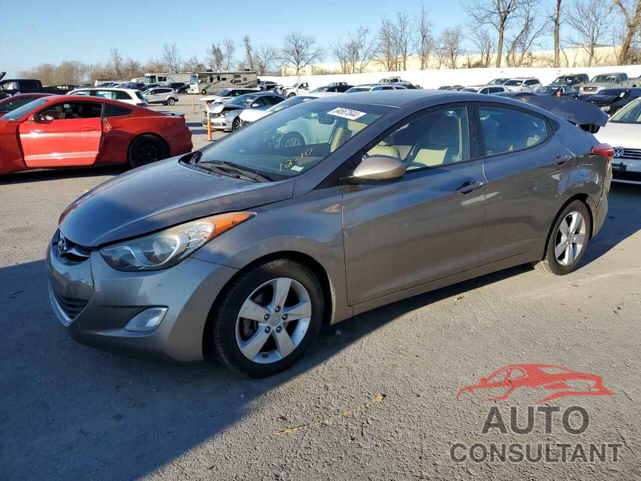 HYUNDAI ELANTRA 2013 - 5NPDH4AE0DH224468