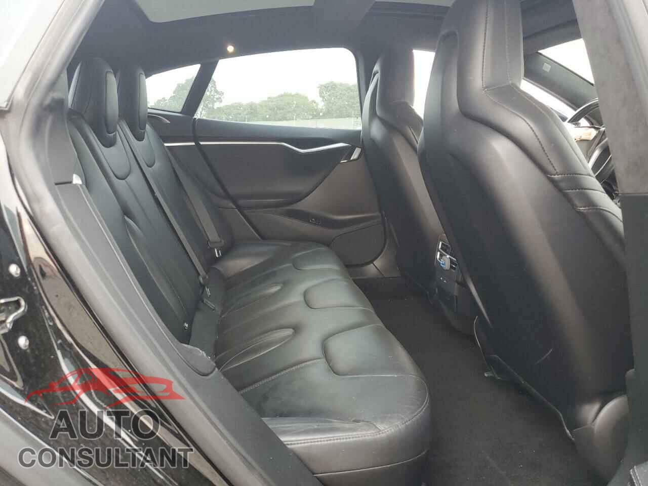 TESLA MODEL S 2016 - 5YJSA1E21GF173303