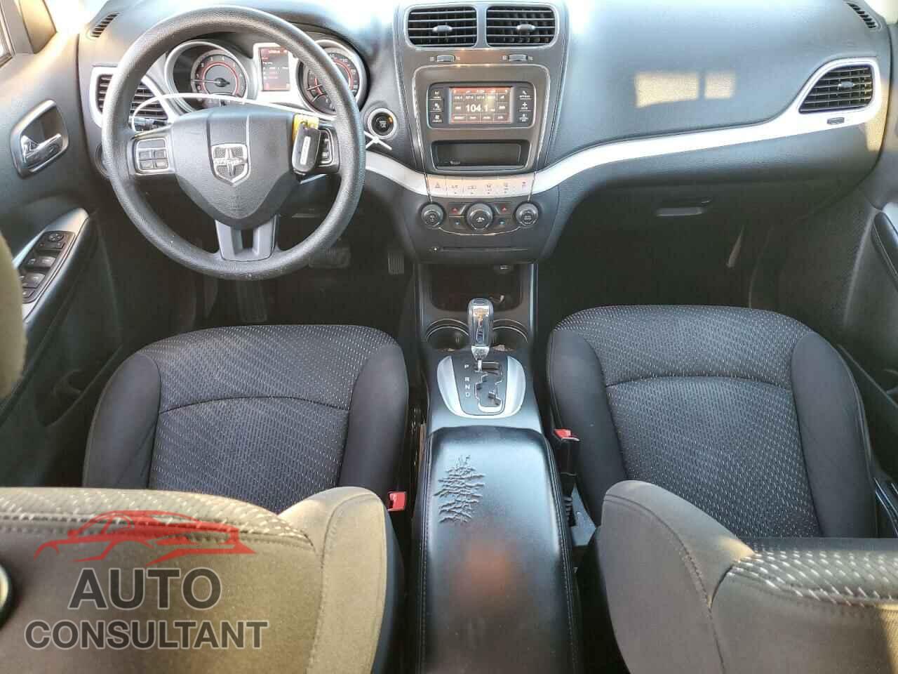 DODGE JOURNEY 2015 - 3C4PDCBB3FT572484