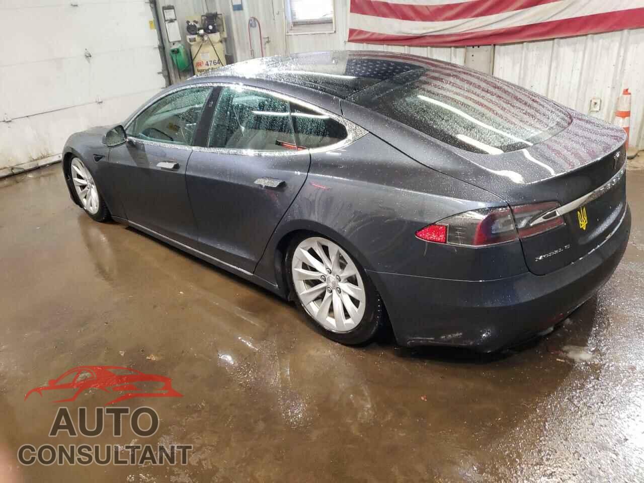 TESLA MODEL S 2017 - 5YJSA1E25HF205252