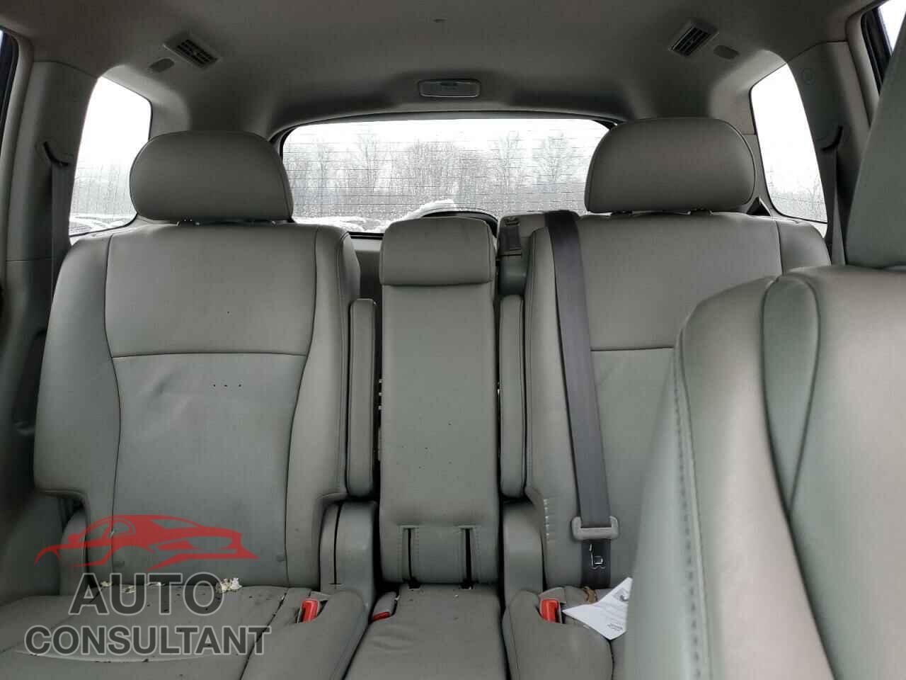 TOYOTA HIGHLANDER 2011 - 5TDBK3EH1BS044978
