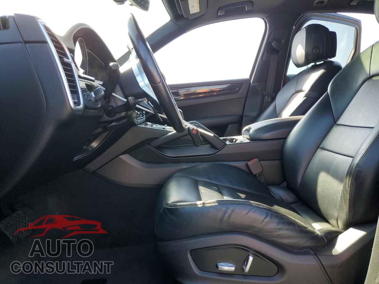 PORSCHE CAYENNE 2019 - WP1AA2AY3KDA03339