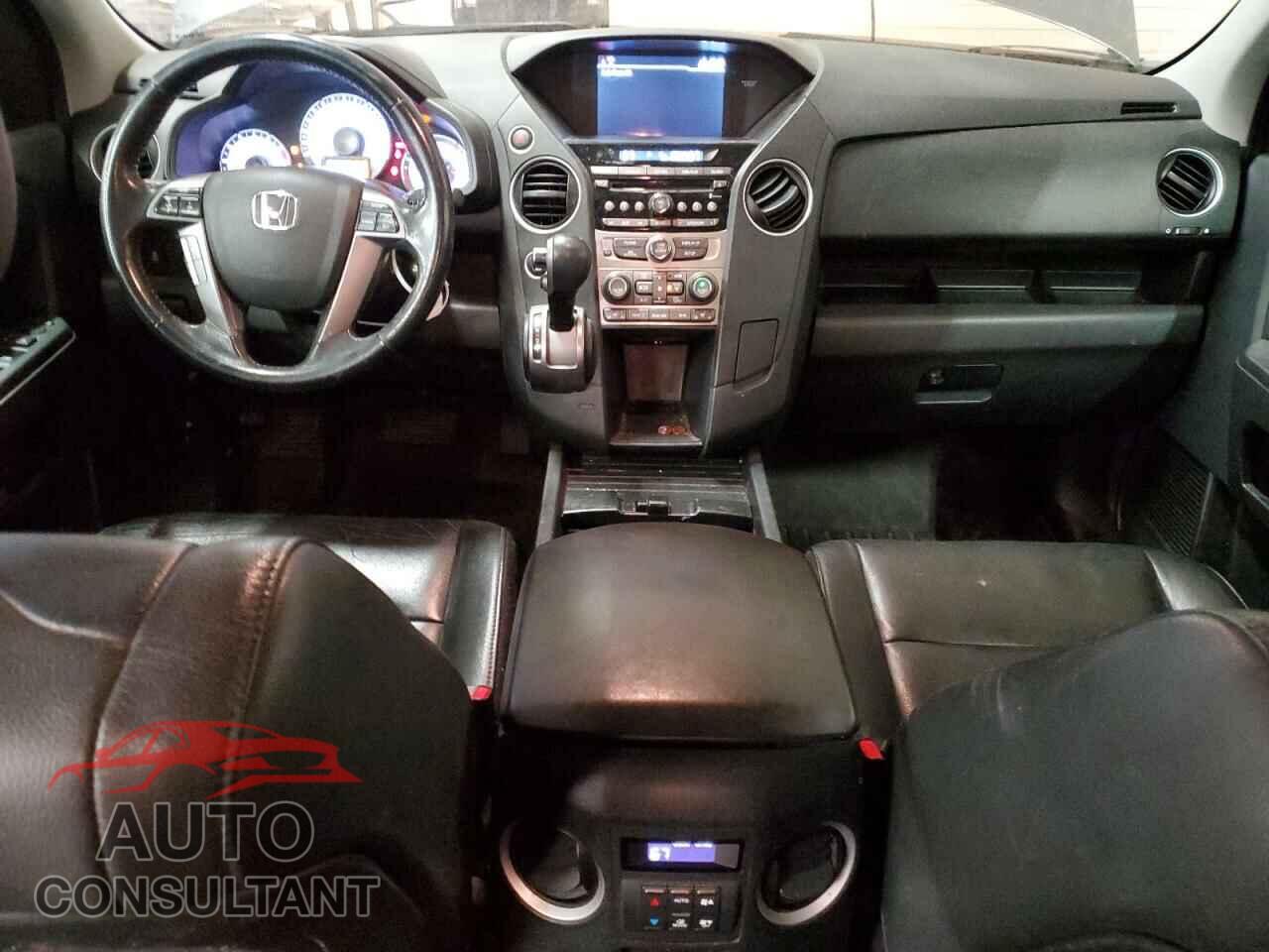 HONDA PILOT 2015 - 5FNYF4H52FB034394