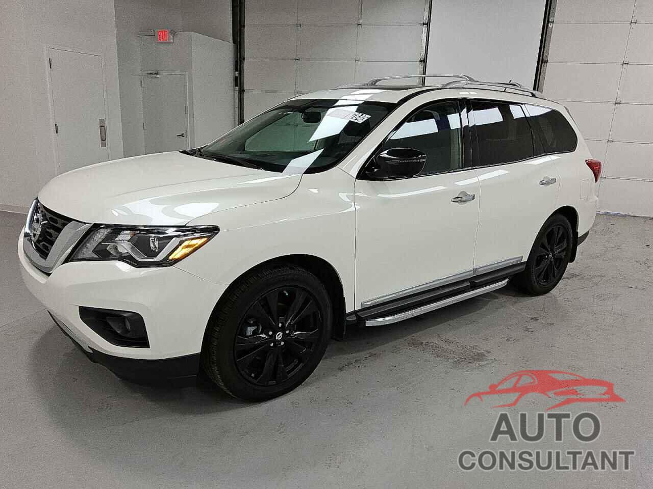 NISSAN PATHFINDER 2017 - 5N1DR2MM8HC668604
