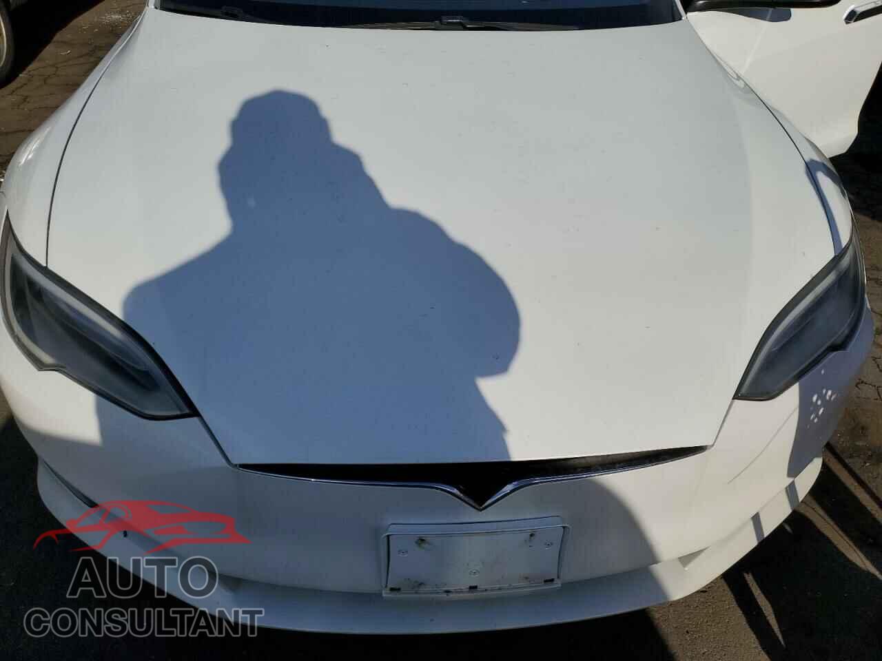 TESLA MODEL S 2017 - 5YJSA1E20HF208723