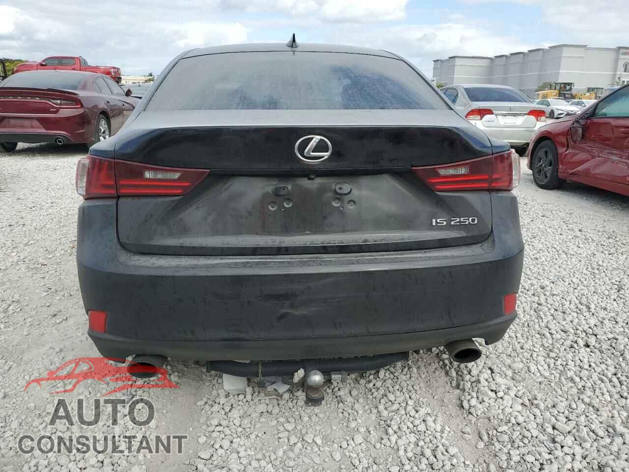 LEXUS IS 2014 - JTHBF1D27E5032624