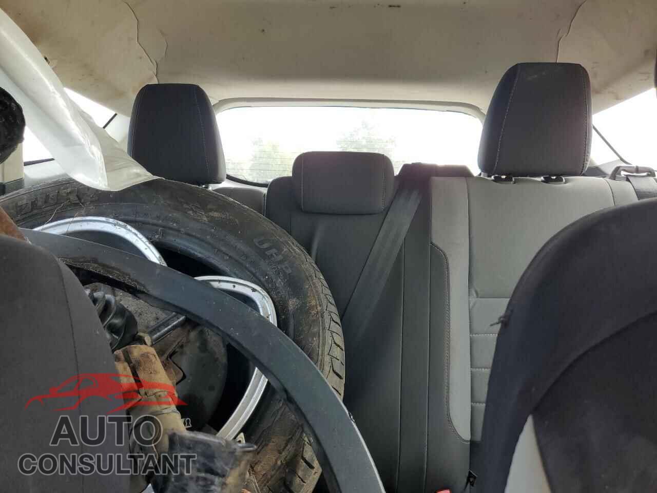 FORD ESCAPE 2017 - 1FMCU0F73HUB86445