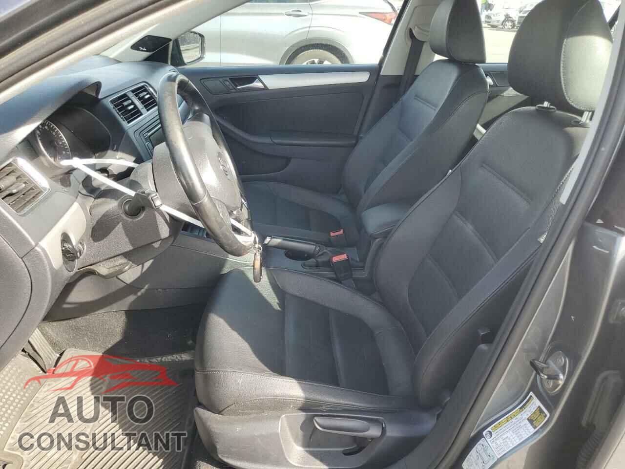 VOLKSWAGEN JETTA 2012 - 3VWLP7AJ7CM322576