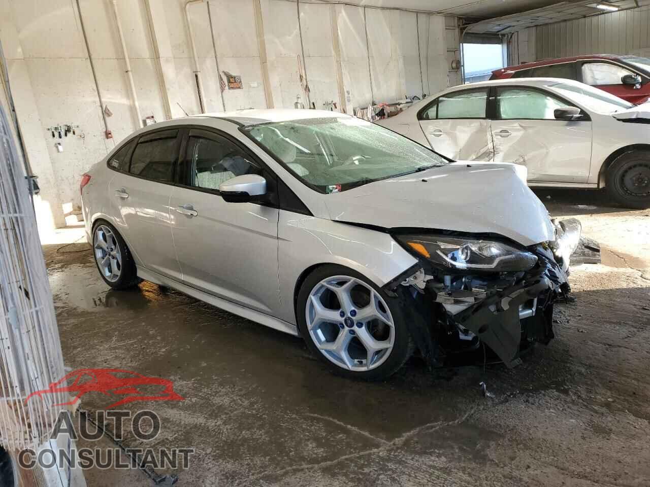 FORD FOCUS 2013 - 1FADP3F20DL244667