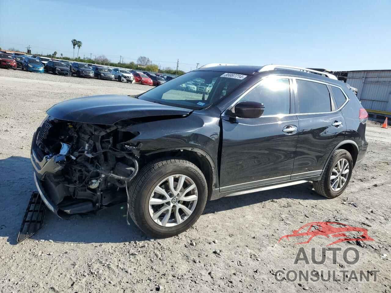 NISSAN ROGUE 2018 - KNMAT2MTXJP503636