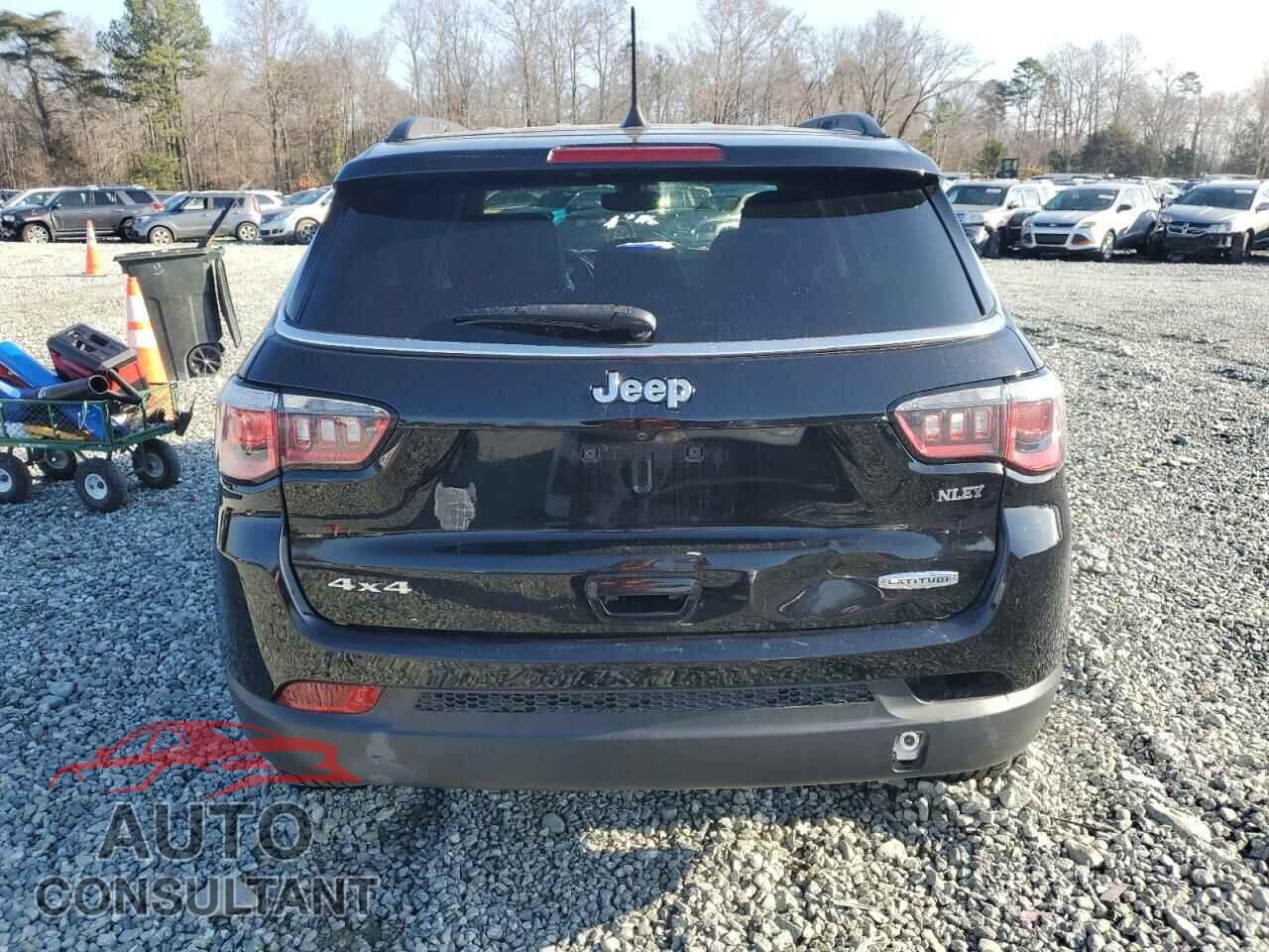 JEEP COMPASS 2018 - 3C4NJDBB9JT418568