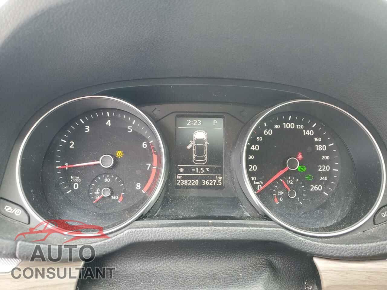 VOLKSWAGEN PASSAT 2017 - 1VWBT7A32HC045854