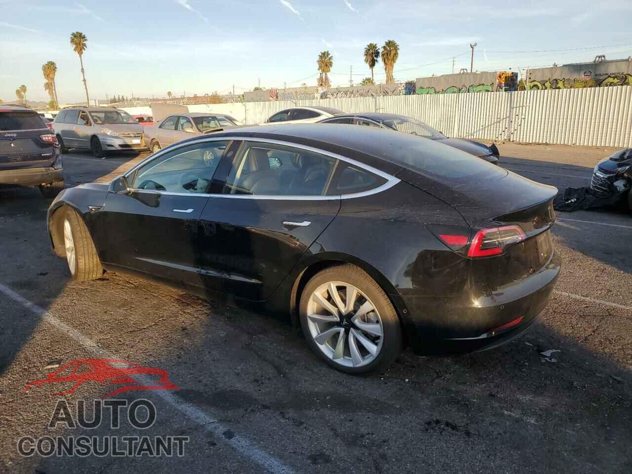 TESLA MODEL 3 2018 - 5YJ3E1EA9JF061209