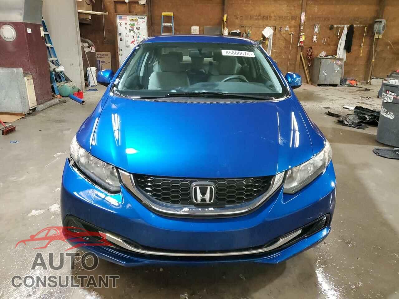 HONDA CIVIC 2013 - 19XFB2F55DE010152
