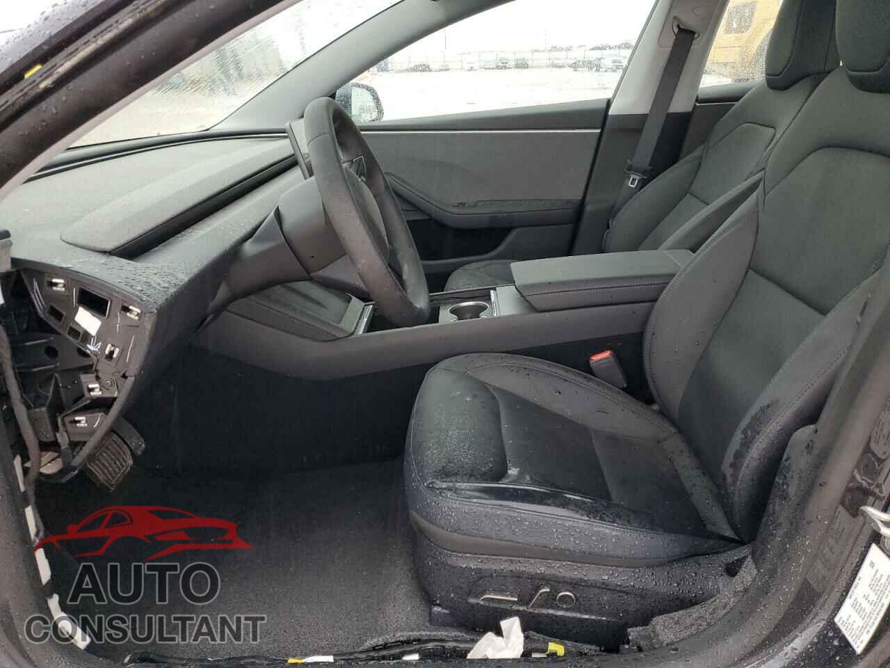 TESLA MODEL 3 2024 - 5YJ3E1EA7RF862989