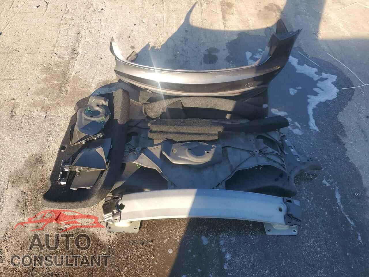 TESLA MODEL 3 2024 - 5YJ3E1EA8RF799305