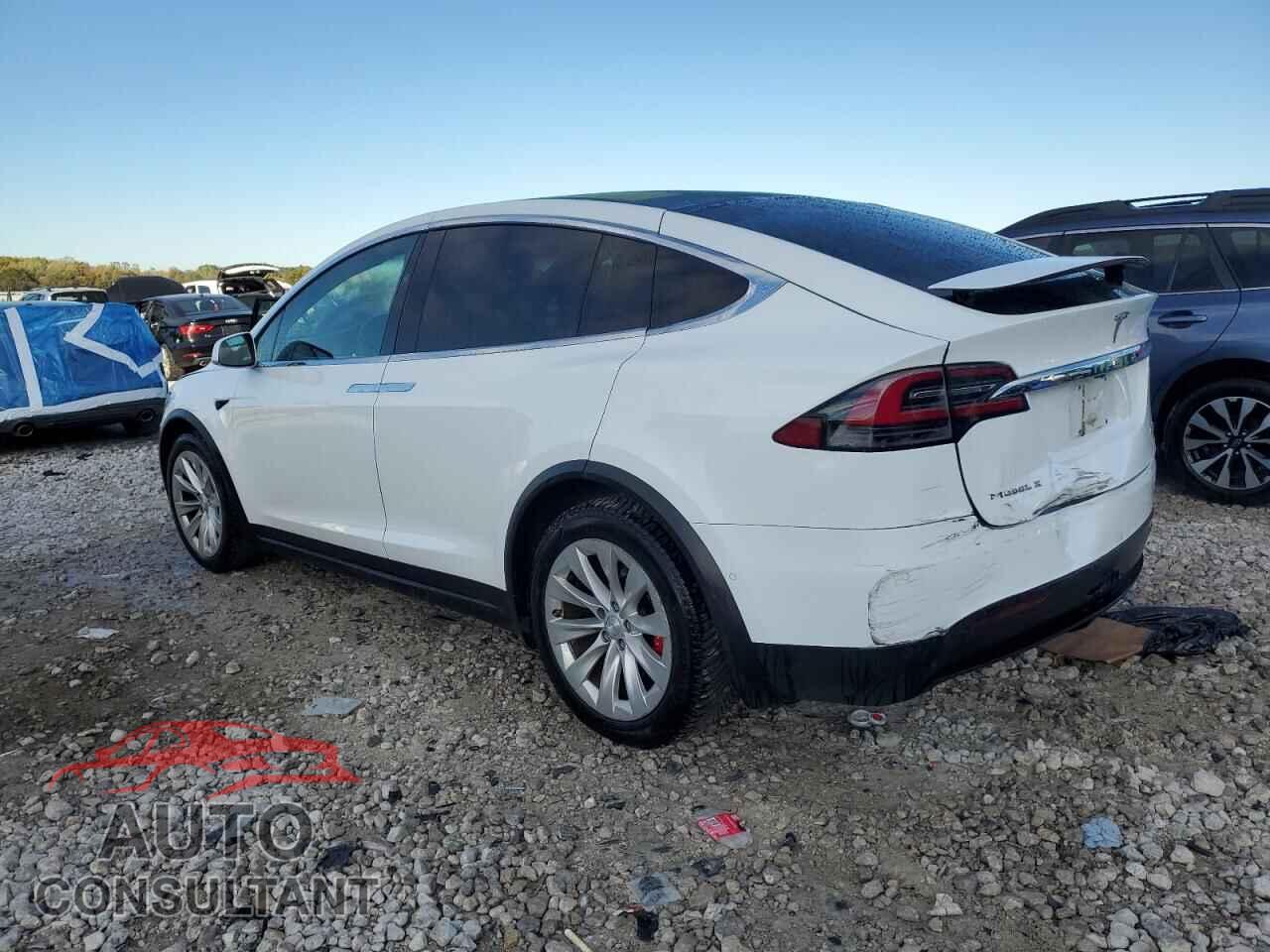 TESLA MODEL X 2016 - 5YJXCAE45GF023888