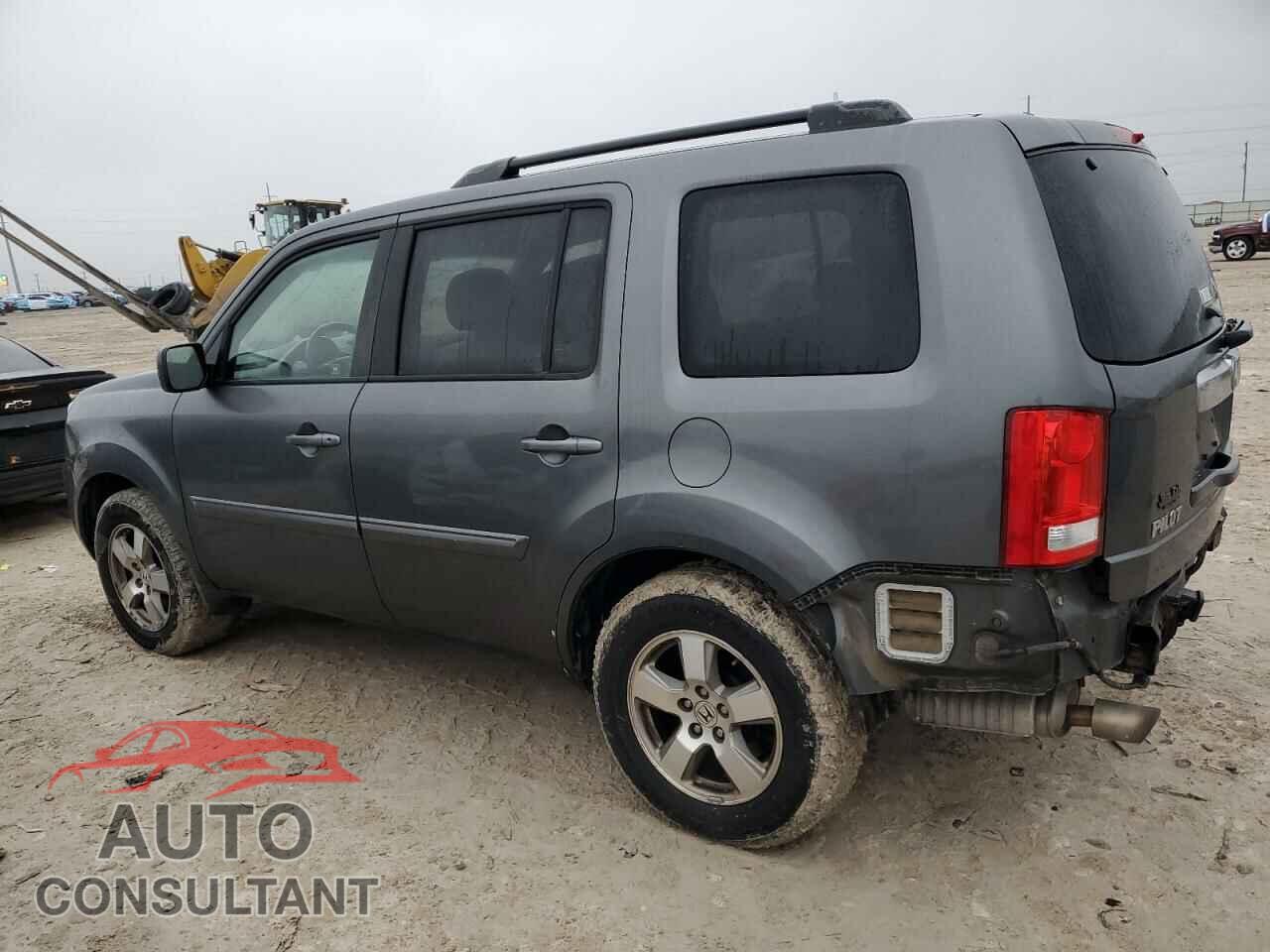 HONDA PILOT 2011 - 5FNYF4H61BB007271