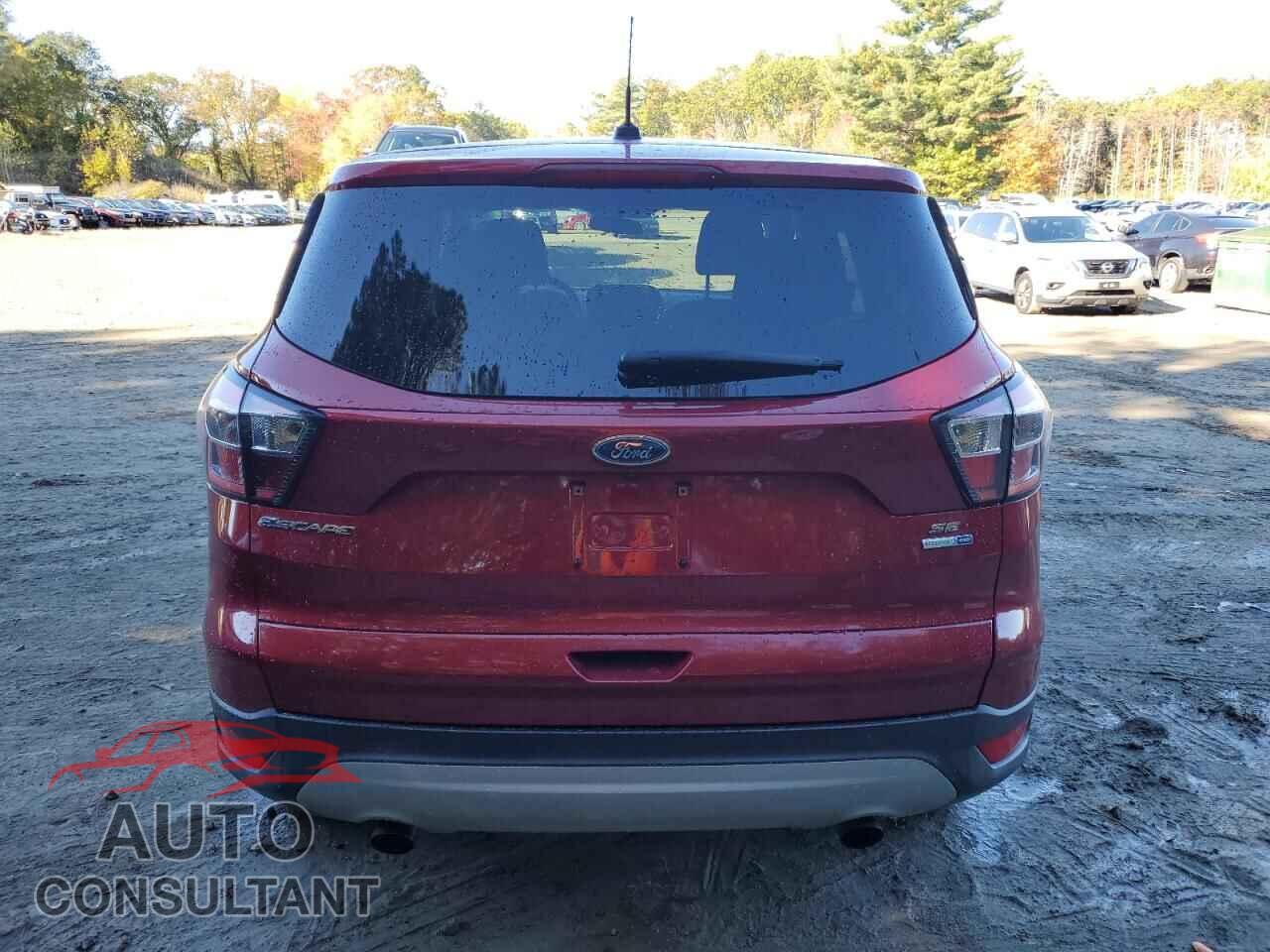 FORD ESCAPE 2017 - 1FMCU9GD7HUC71197