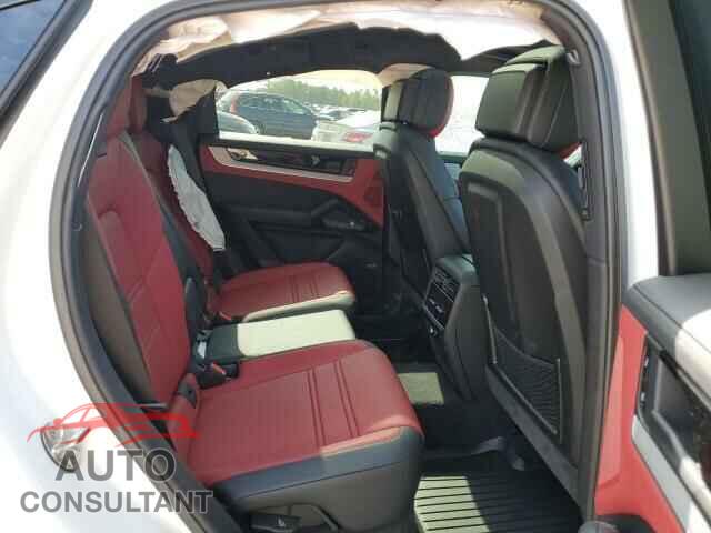 PORSCHE CAYENNE 2024 - WP1BA2AY2RDA55866