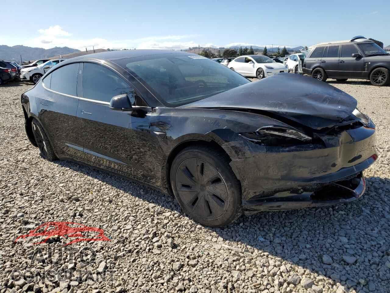 TESLA MODEL 3 2024 - 5YJ3E1EA2RF743585