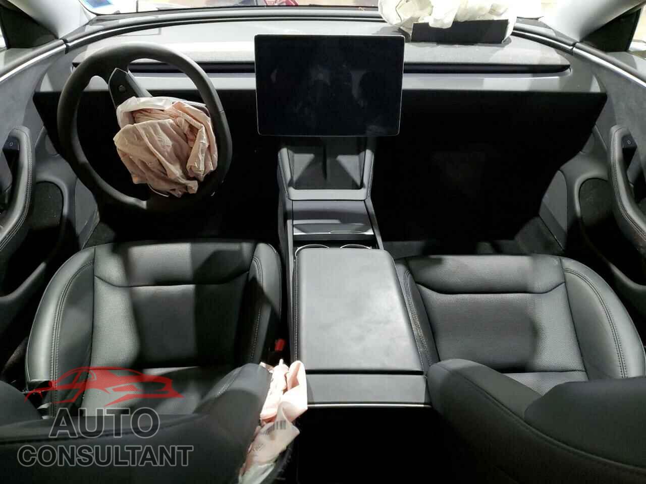 TESLA MODEL 3 2024 - 5YJ3E1EB6RF770801
