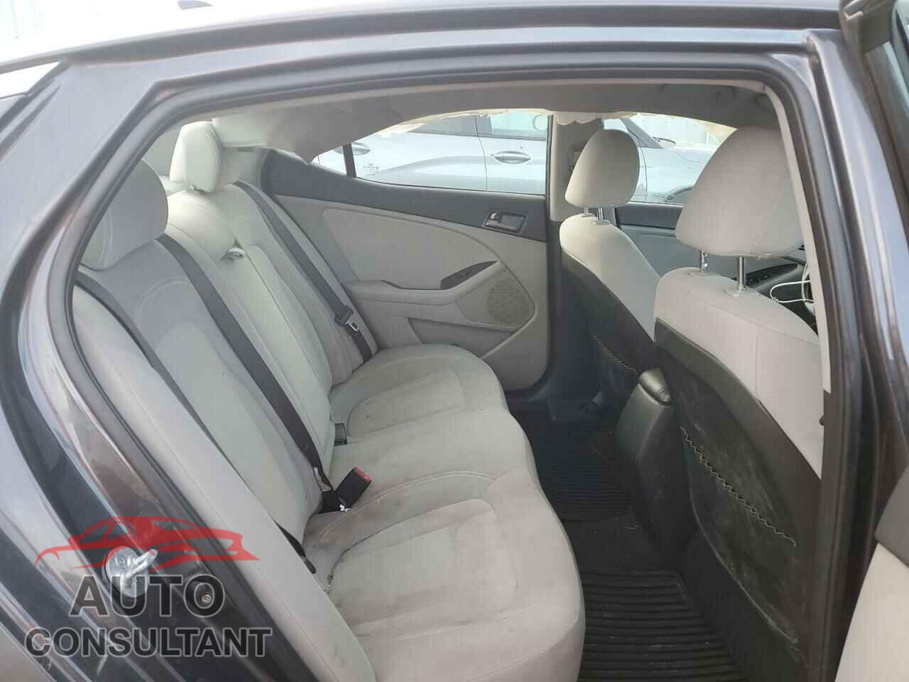 KIA OPTIMA 2011 - KNAGM4A74B5147656