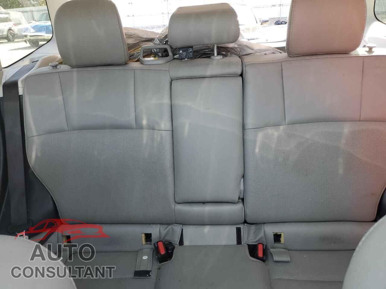 SUBARU FORESTER 2017 - JF2SJARC3HH506395