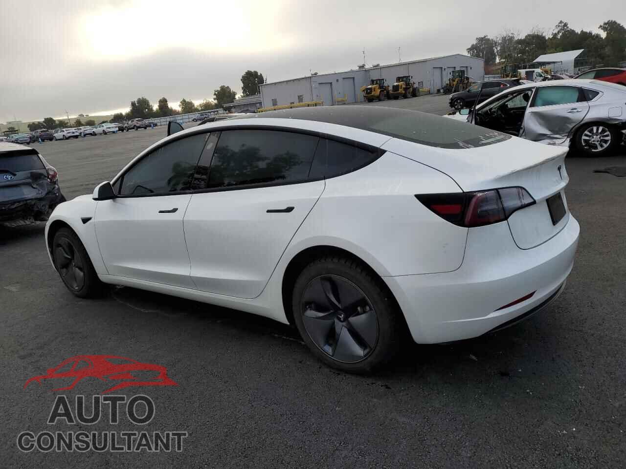 TESLA MODEL 3 2023 - 5YJ3E1EB5PF477825