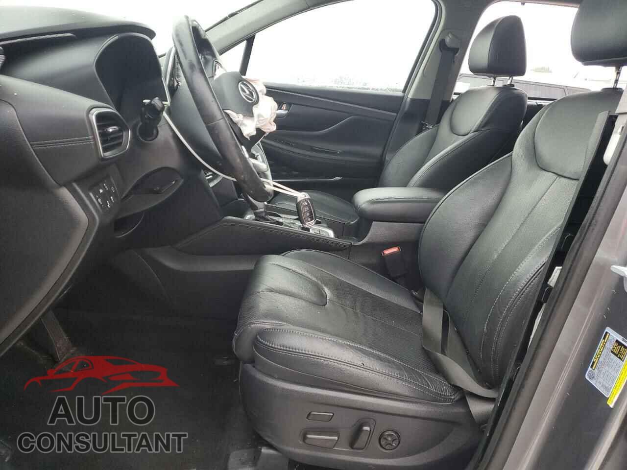 HYUNDAI SANTA FE 2019 - 5NMS5CAA3KH074888