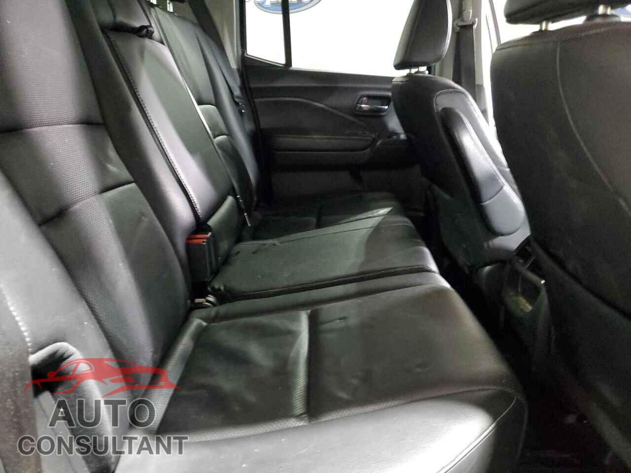 HONDA RIDGELINE 2017 - 5FPYK3F71HB026954