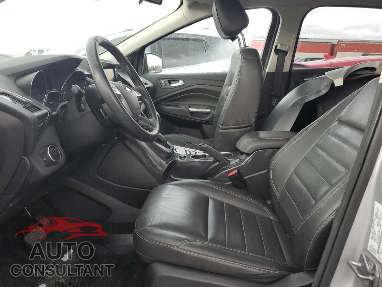 FORD ESCAPE 2015 - 1FMCU9J93FUC08230