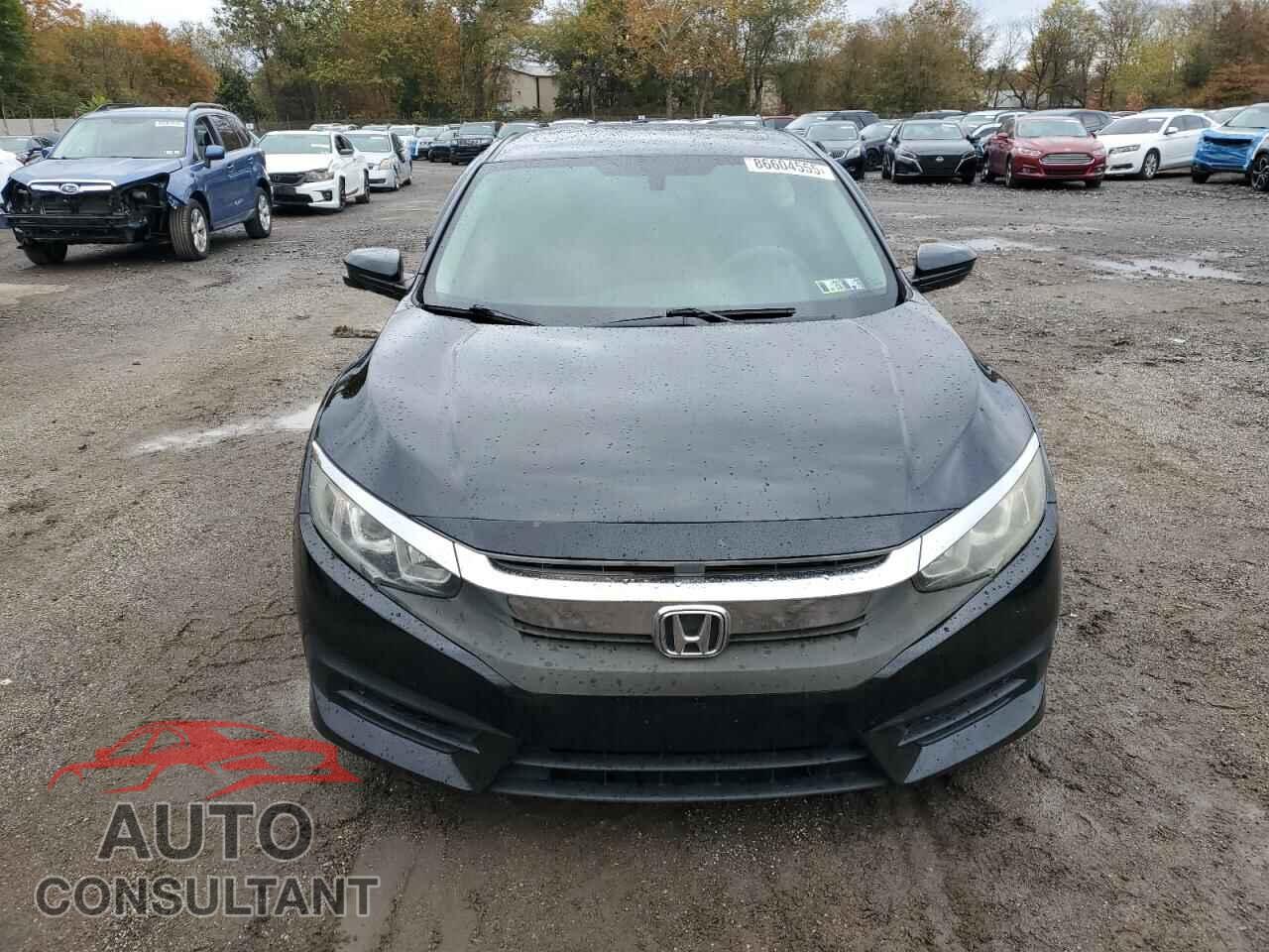 HONDA CIVIC 2018 - 2HGFC2F74JH601881