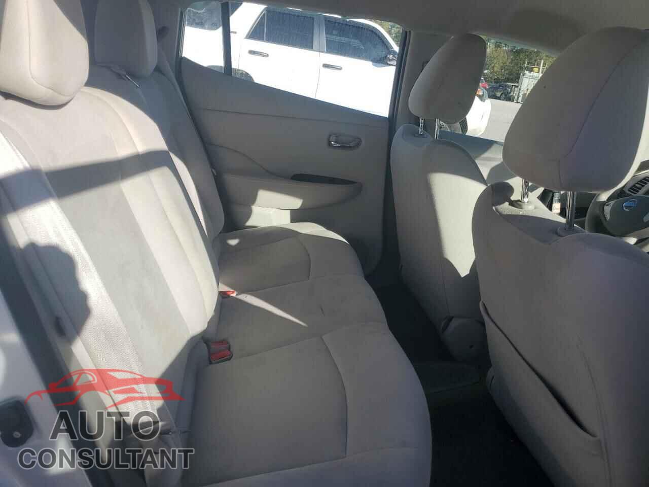 NISSAN LEAF 2011 - JN1AZ0CP5BT006609