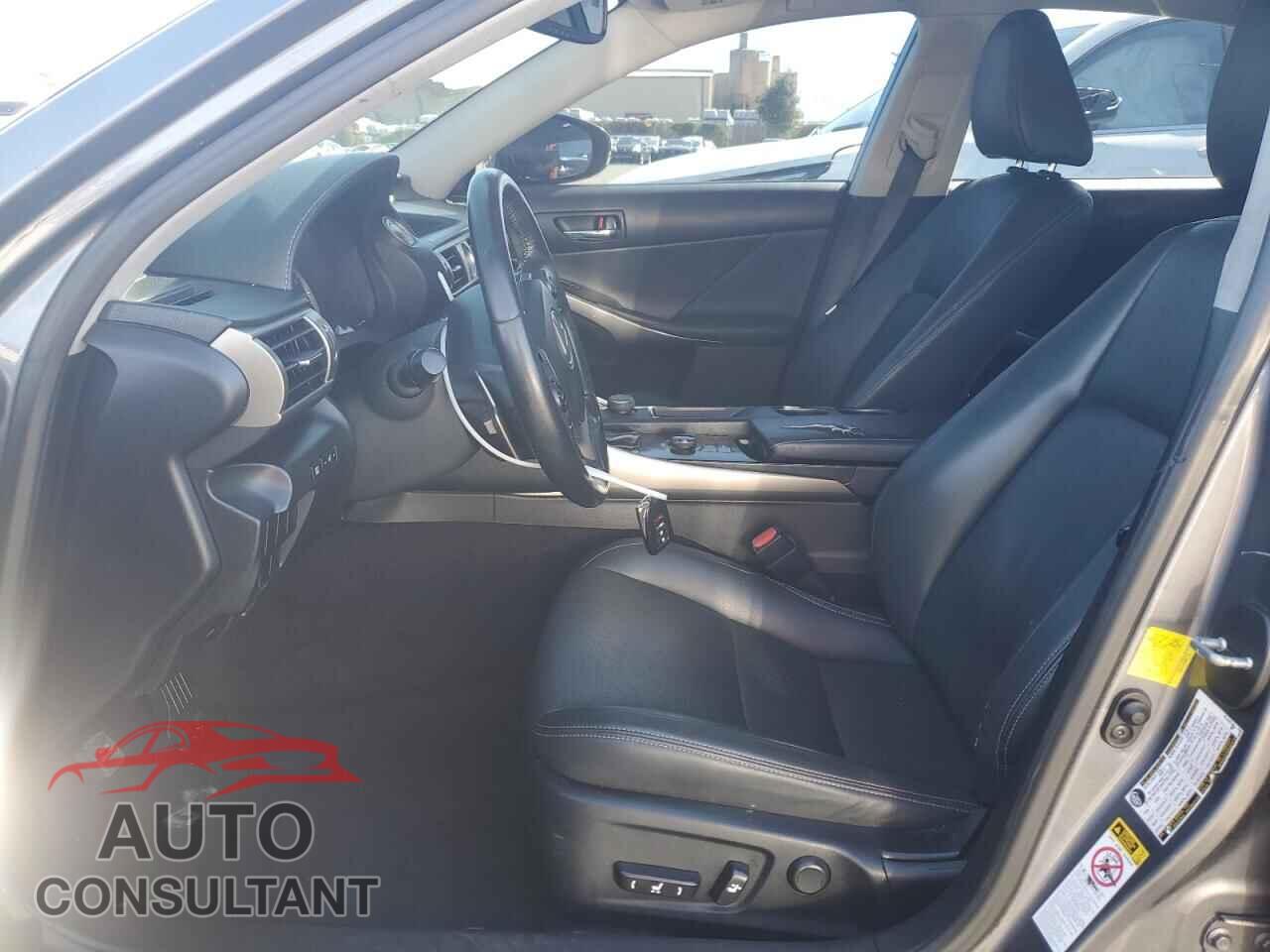 LEXUS IS 2014 - JTHBF1D28E5027142
