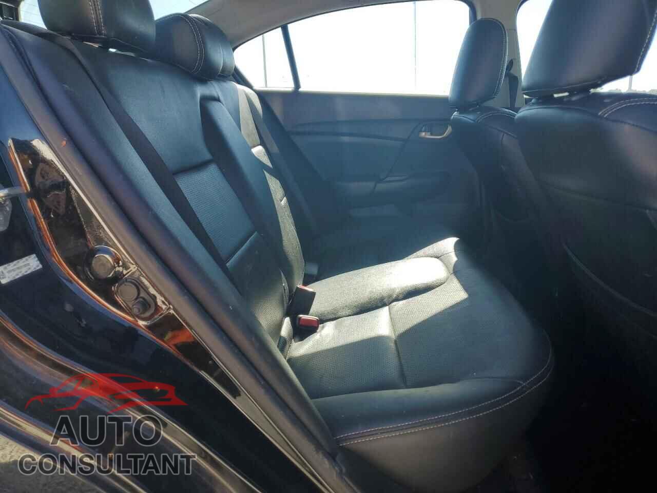 HONDA CIVIC 2013 - 19XFB2F58DE100332