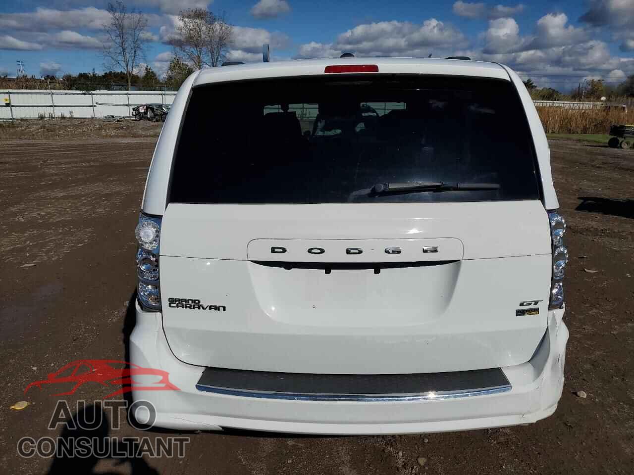 DODGE CARAVAN 2018 - 2C4RDGEG2JR324570