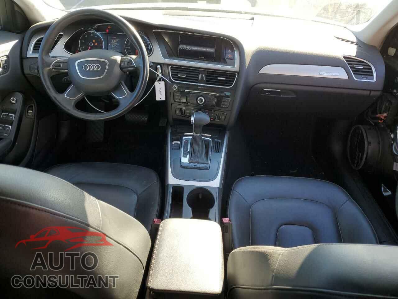AUDI A4 2013 - WAUBFAFL1DN050359
