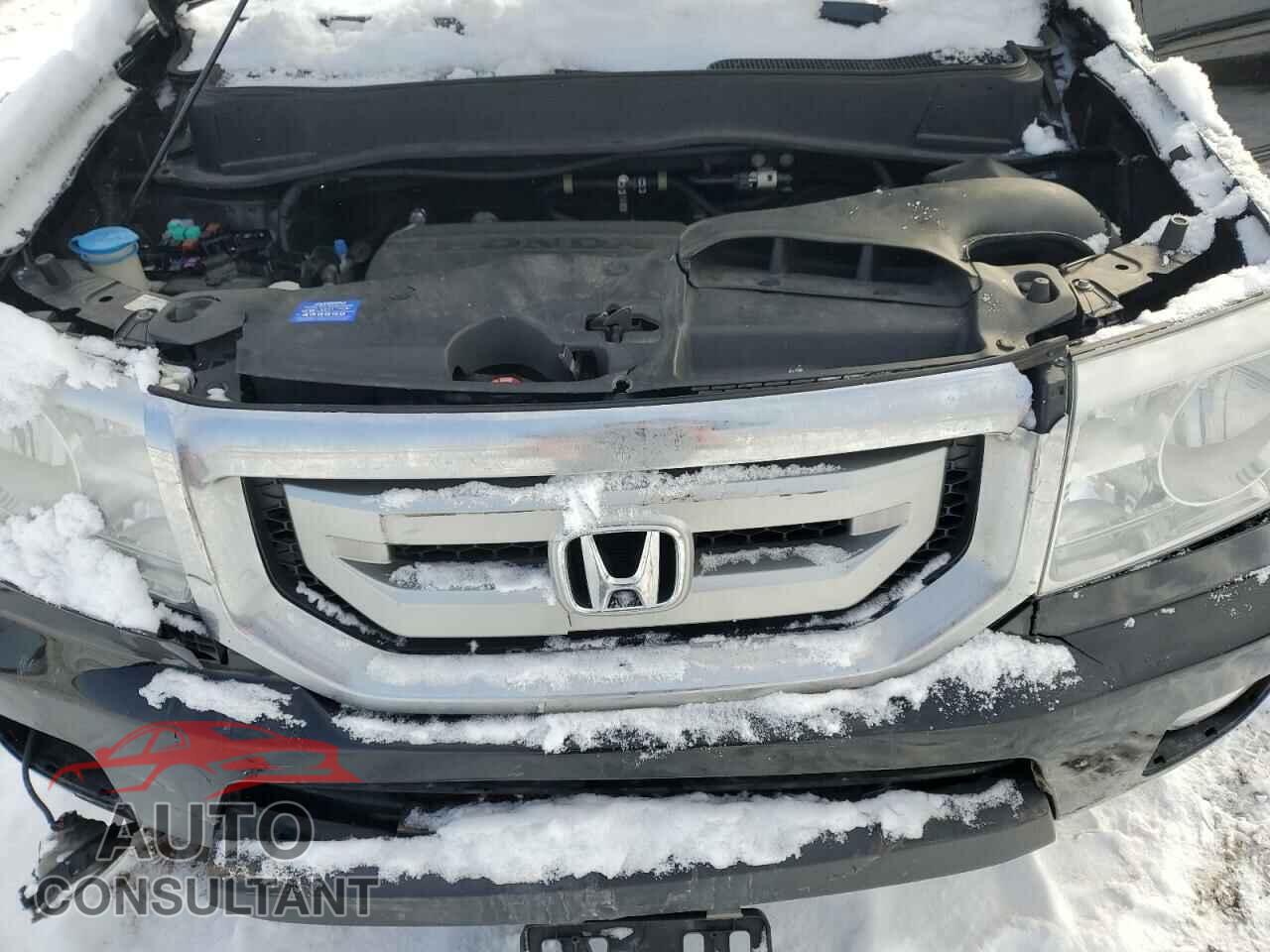 HONDA PILOT 2011 - 5FNYF4H59BB104225
