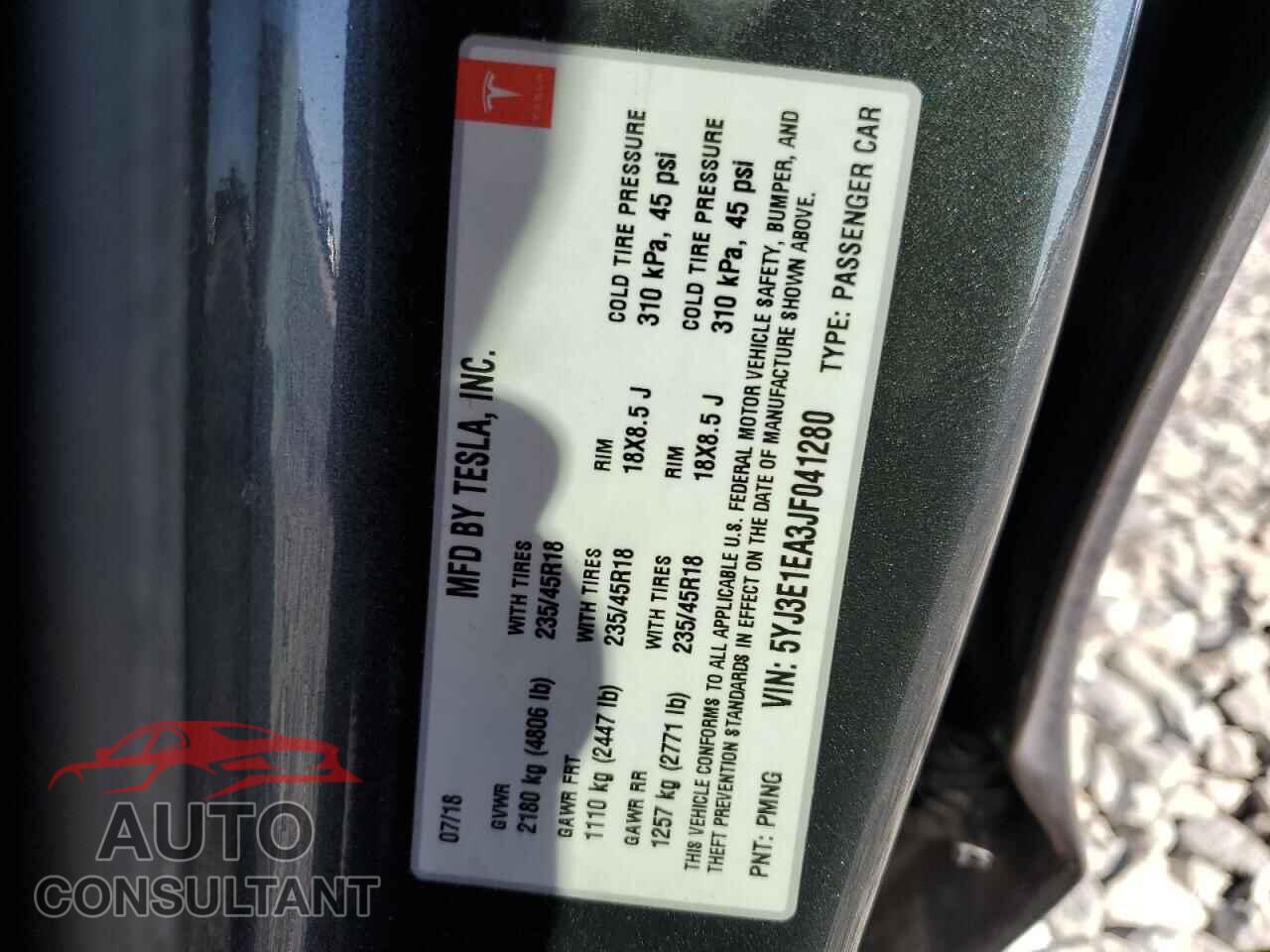 TESLA MODEL 3 2018 - 5YJ3E1EA3JF041280