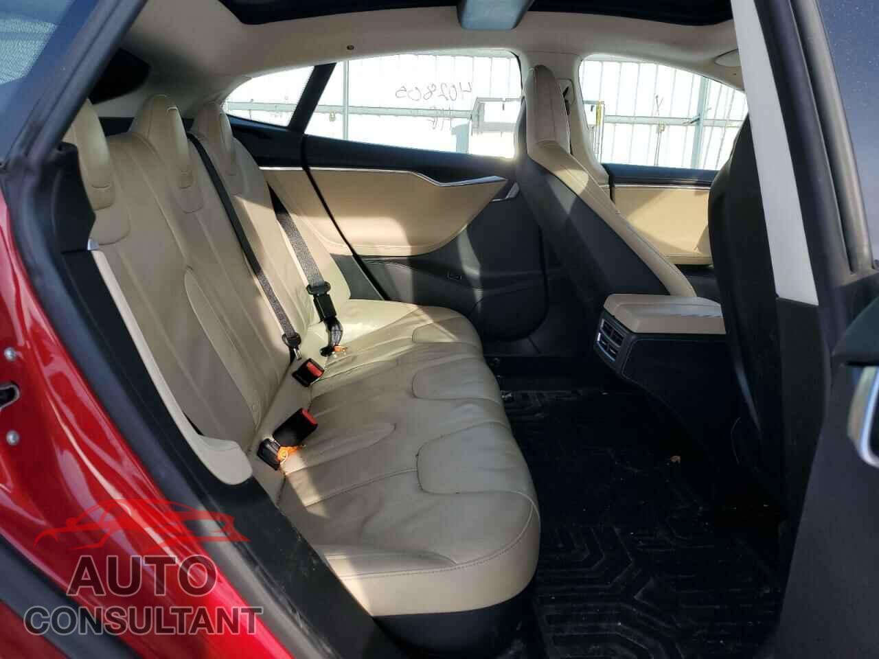 TESLA MODEL S 2014 - 5YJSA1H16EFP54215