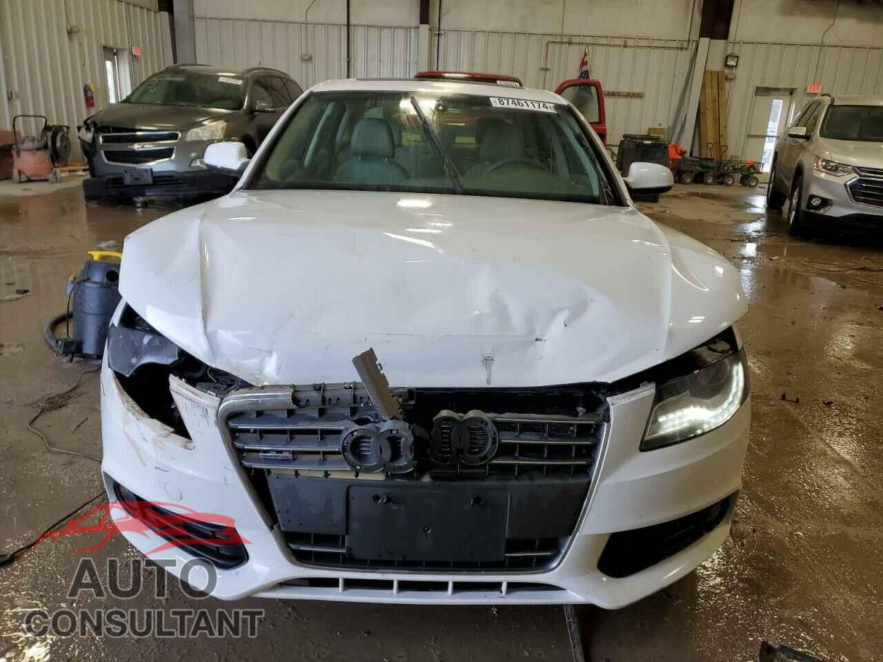 AUDI A4 2012 - WAUDFAFL9CA116509