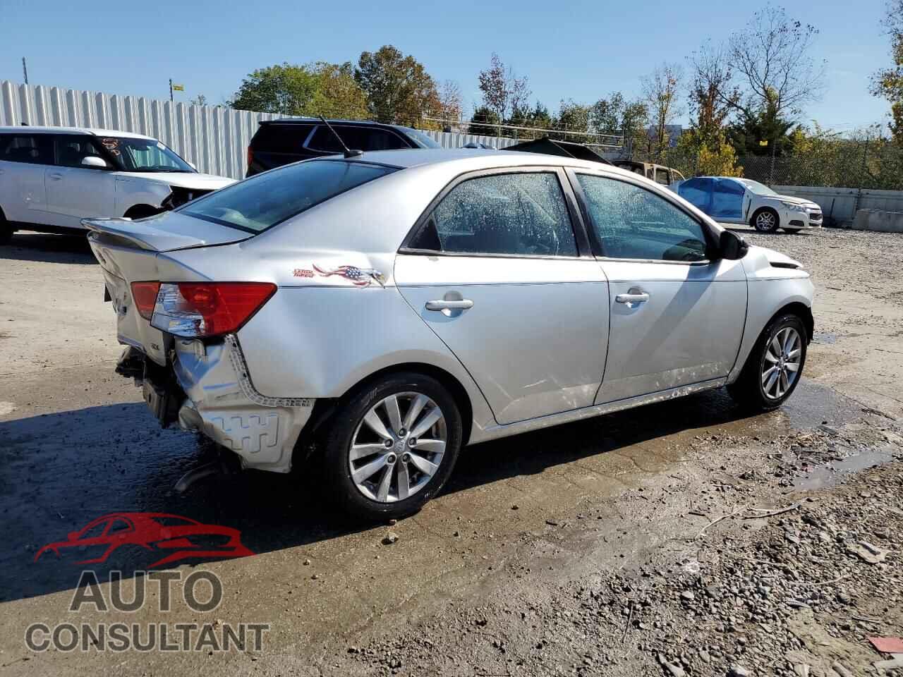 KIA FORTE 2011 - KNAFU4A21B5434730