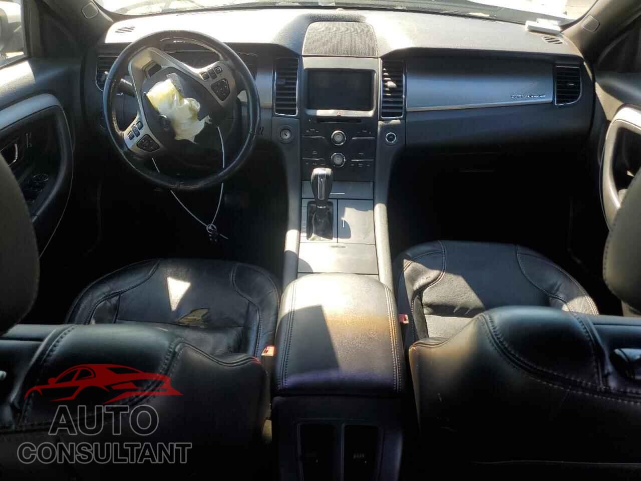 FORD TAURUS 2013 - 1FAHP2E82DG120927